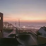 Noah Surf House Portugal 호텔 산타 크루즈
