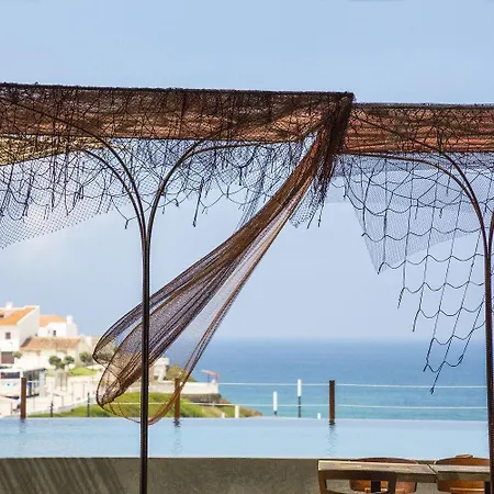 Noah Surf House Portugal Hotel *
