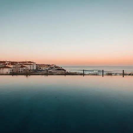Noah Surf House Portugal Hotel Santa Cruz (Oeste)
