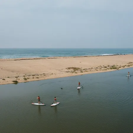 Hotel Noah Surf House Portugal Santa Cruz (Oeste)