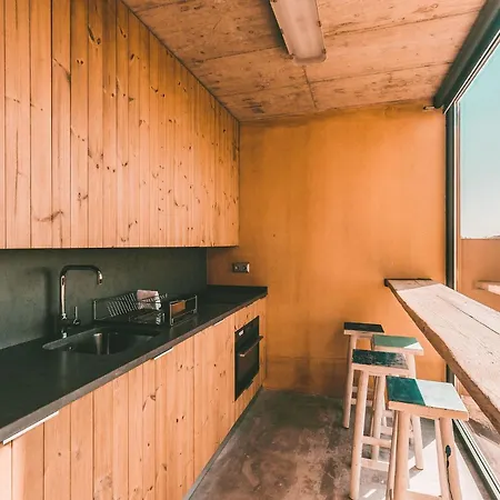 Noah Surf House Portugal Hotel Santa Cruz (Oeste)
