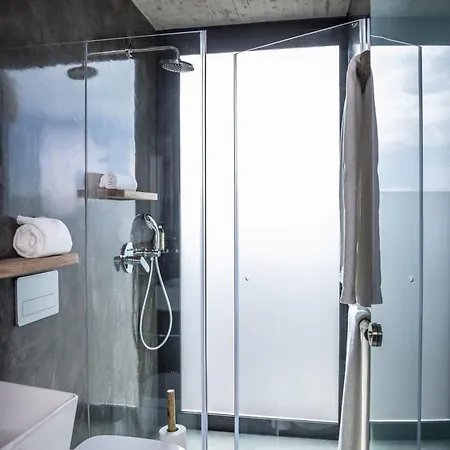 Noah Surf House Portugal Hotel