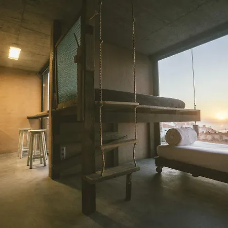 Noah Surf House Portugal Santa Cruz (Oeste)