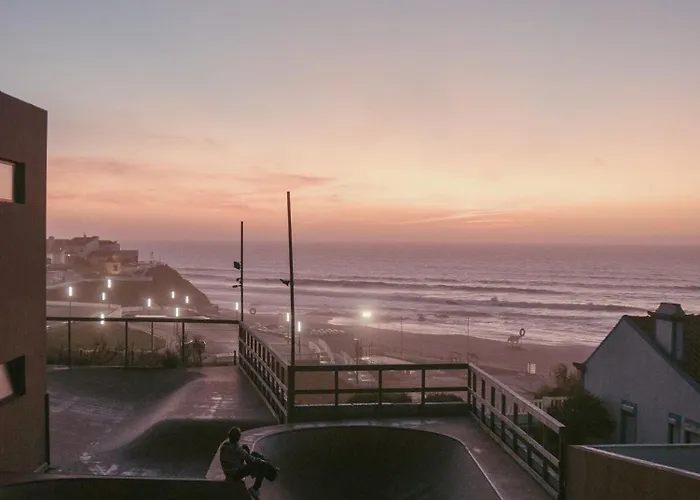 Noah Surf House Portugal ホテル サンタ・クルーズ