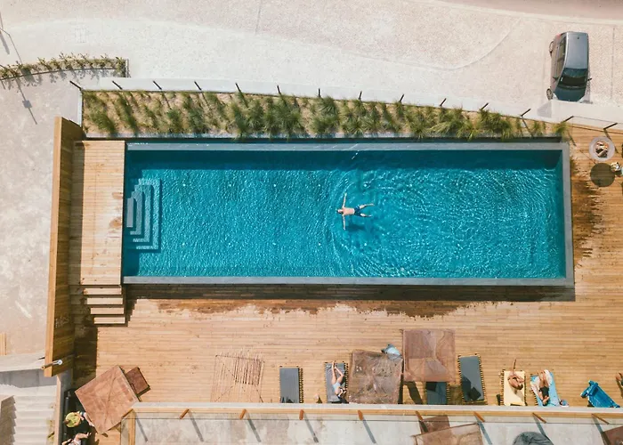 Noah Surf House Portugal * Santa Cruz (Oeste)