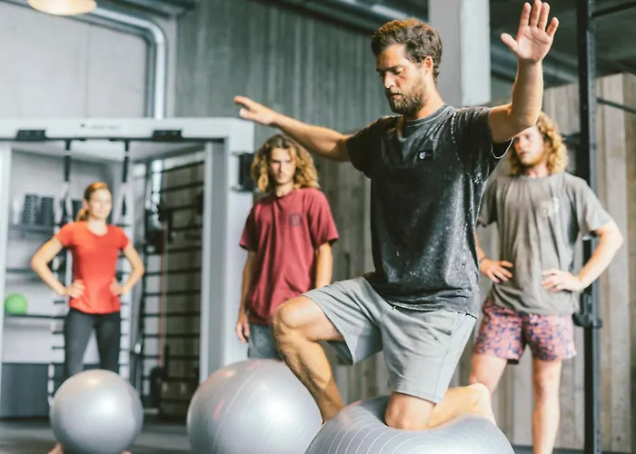 Noah Surf House Portugal