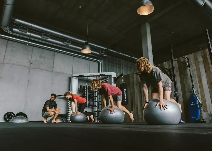 Noah Surf House Portugal Hotel