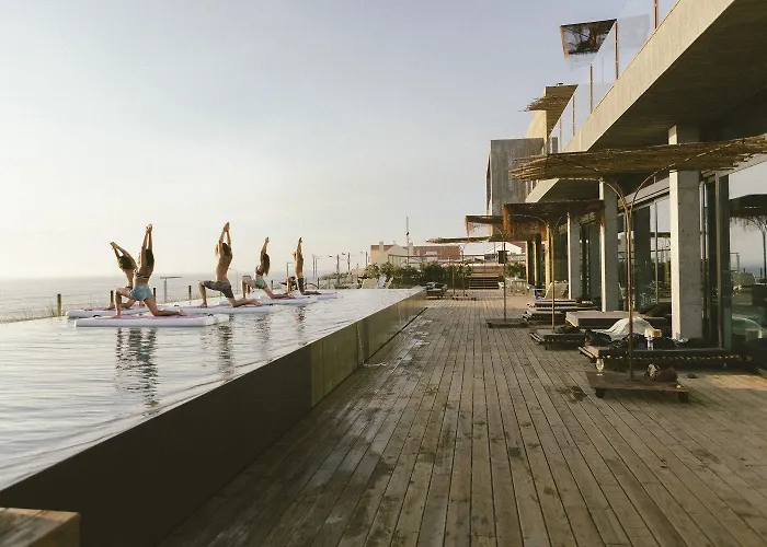 Noah Surf House Portugal