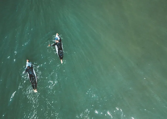 Noah Surf House Portugal ホテル *