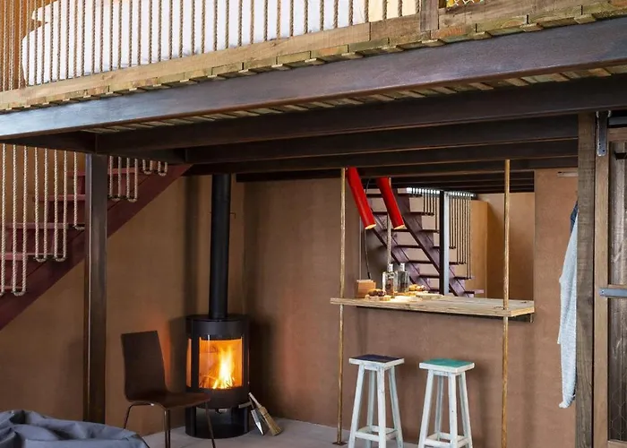 Noah Surf House Portugal Hotel *